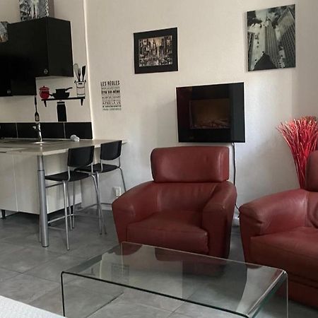 Le Suffren, Ventile ,Wifi, A 100 M De La Plage Toulon Luaran gambar