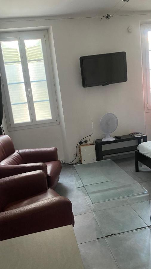 Le Suffren, Ventile ,Wifi, A 100 M De La Plage Toulon Luaran gambar