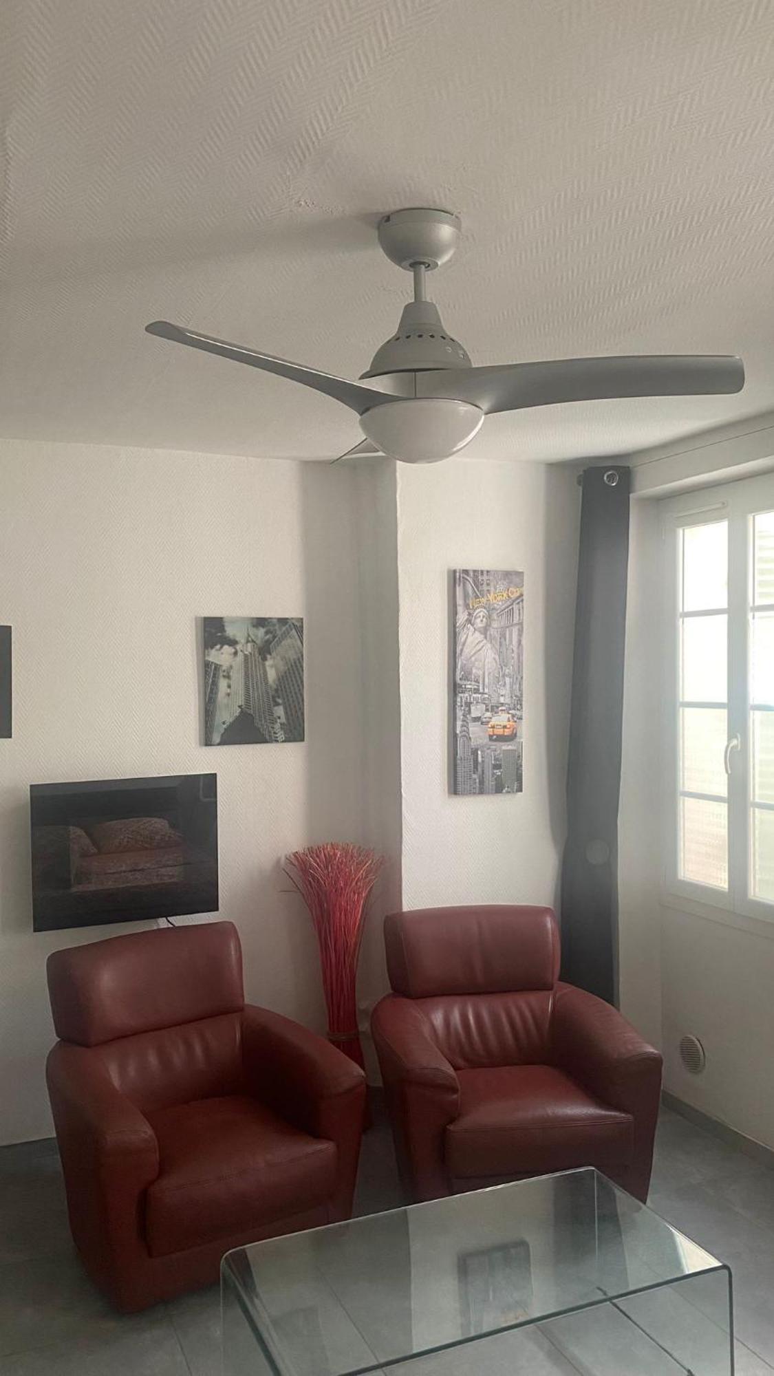 Le Suffren, Ventile ,Wifi, A 100 M De La Plage Toulon Luaran gambar