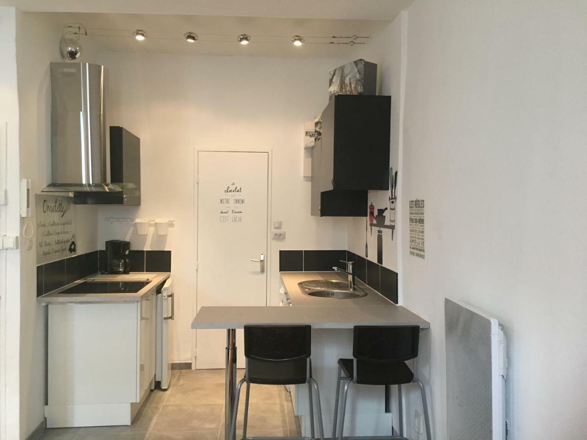 Le Suffren, Ventile ,Wifi, A 100 M De La Plage Toulon Luaran gambar