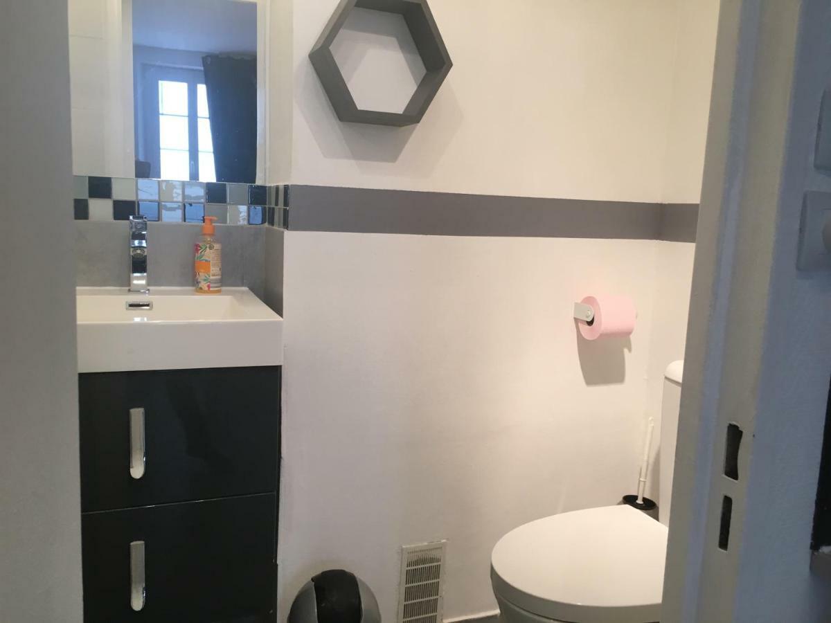 Le Suffren, Ventile ,Wifi, A 100 M De La Plage Toulon Luaran gambar